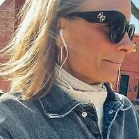 JulieMortense11